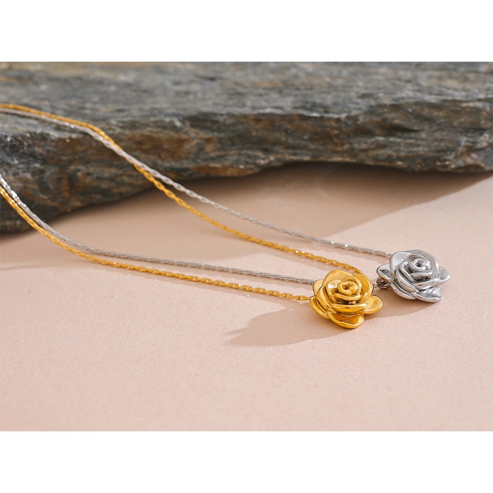 Collier Fleur Relief